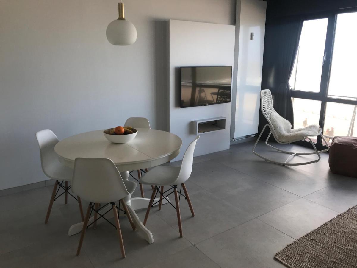 Panoramic Seaview Apartment With Free Private Garage Ostende Exterior foto